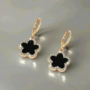 Sparkle Floral Rhinestones Dangle Earrings